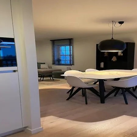 Duplex W Terrace, Cleaning Included